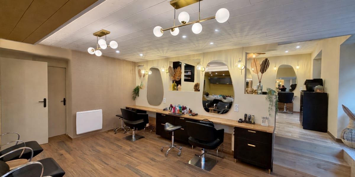 Le Reflet - Coiffure Mende - Photo de couverture - OneBooking
