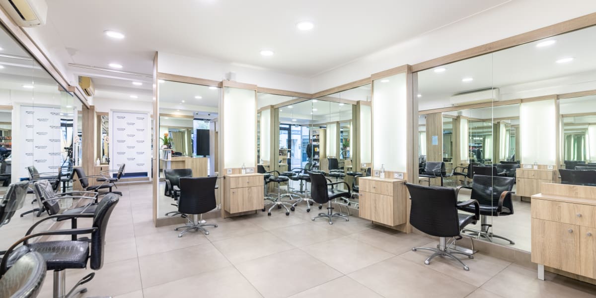 Station Coiffure La République - Coiffure Nice - Photo de couverture - OneBooking
