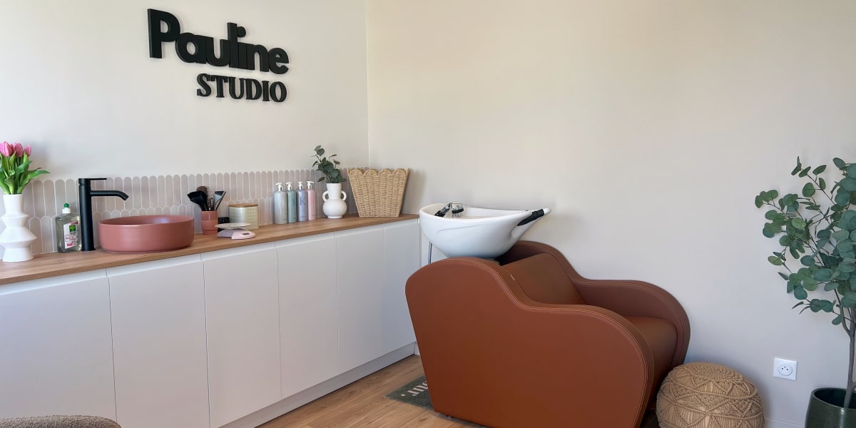 PAULINE STUDIO - Coiffure Lagord - Photo de couverture - OneBooking