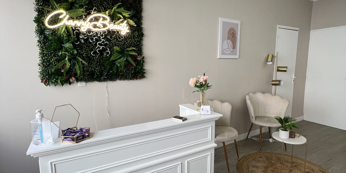 Channy beauty - Onglerie Nîmes - Photo de couverture - OneBooking