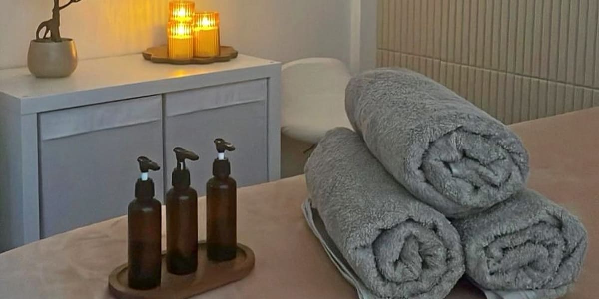 L’instant Drainage 94 Vitry - Sourcils & cils Vitry-sur-Seine - Photo de couverture - OneBooking