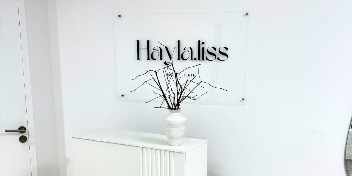 Hayla. Liss - Coiffure Rezé - Photo de couverture - OneBooking