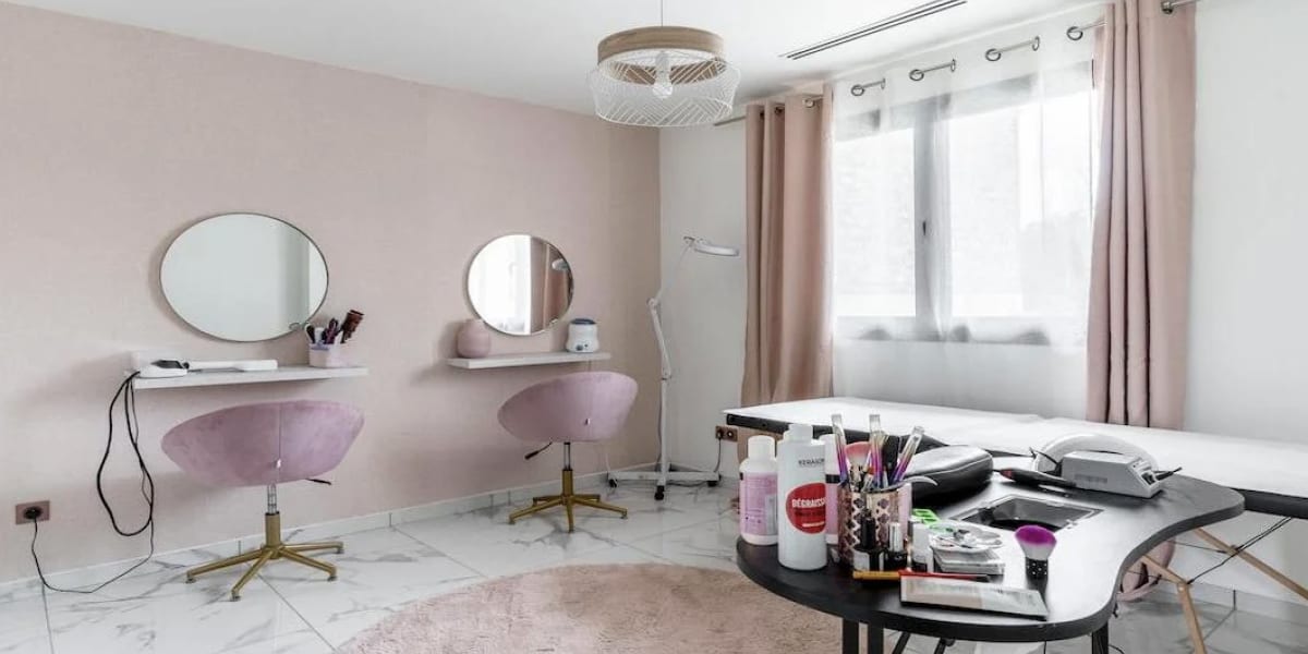 NouraBeauty - Onglerie Vitry-sur-Seine - Photo de couverture - OneBooking