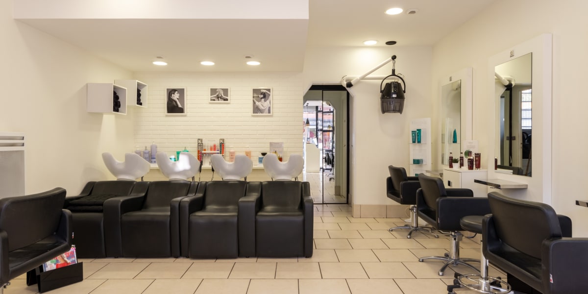 Nadine Petit - Coiffure Le Havre - Photo de couverture - OneBooking