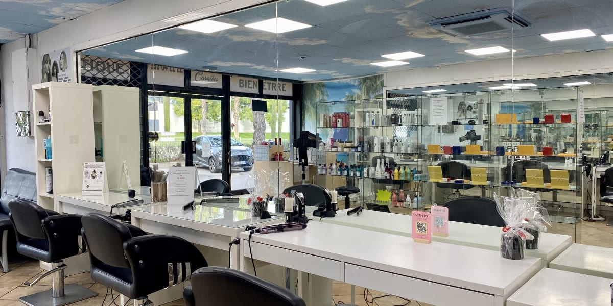 Beach Coiffure - Coiffure Vallauris - Photo de couverture - OneBooking