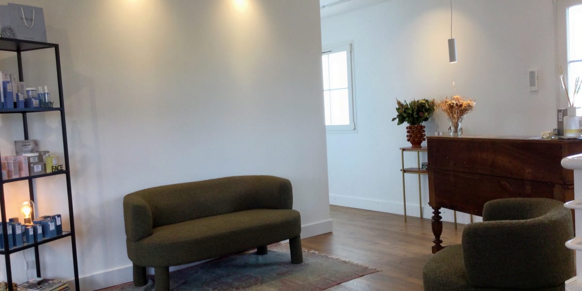 Jeanne Salort Le Salon - Coiffure Agde - Photo de couverture - OneBooking