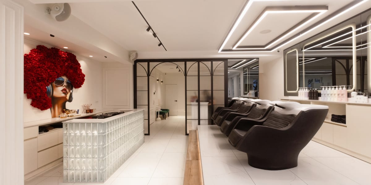 Backstage by Karatas’ - Coiffure Strasbourg - Photo de couverture - OneBooking