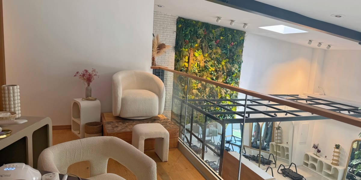 L'atelier de Chloé - Onglerie Porto-Vecchio - Photo de couverture - OneBooking