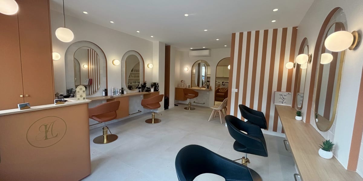 Lyn’Aya coiffure - Coiffure Meudon - Photo de couverture - OneBooking