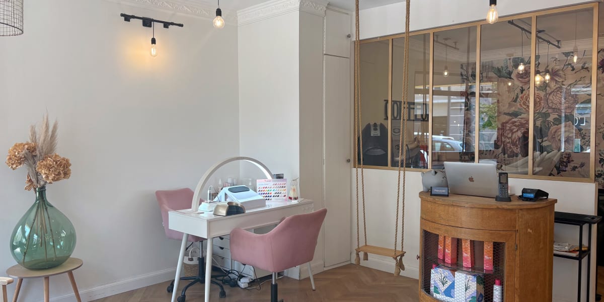 Tignasse Coiffure - Sourcils & cils Cagnes-sur-Mer - Photo de couverture - OneBooking