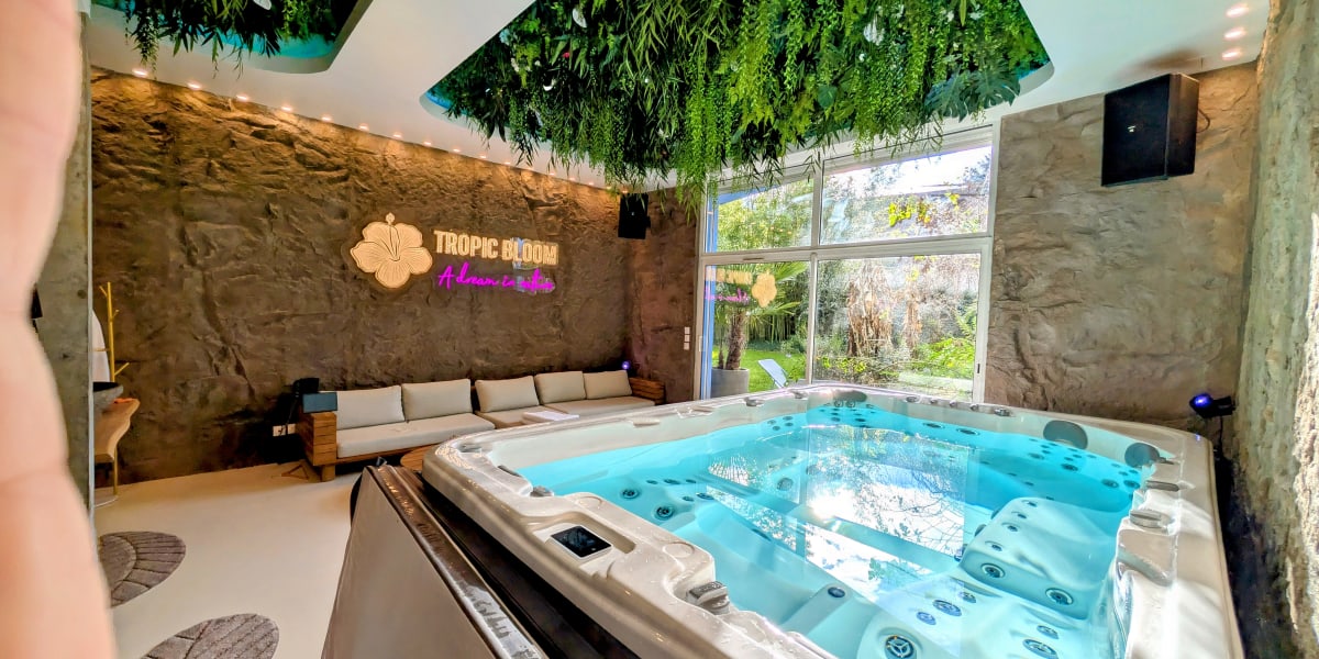 Tropic Bloom Spa - Sourcils & cils Vitry-sur-Seine - Photo de couverture - OneBooking