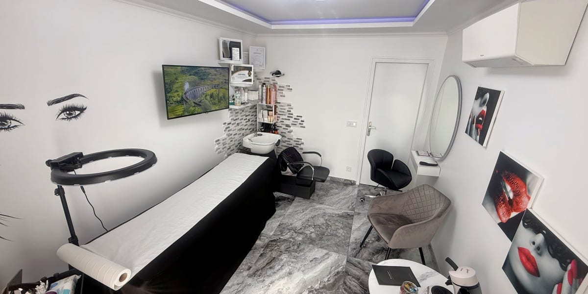 Cristina Brows - Sourcils & cils Corbeil-Essonnes - Photo de couverture - OneBooking