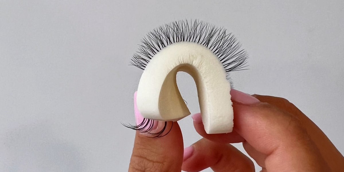 L'atelier by M chez Sandhair - Sourcils & cils Nice - Photo de couverture - OneBooking