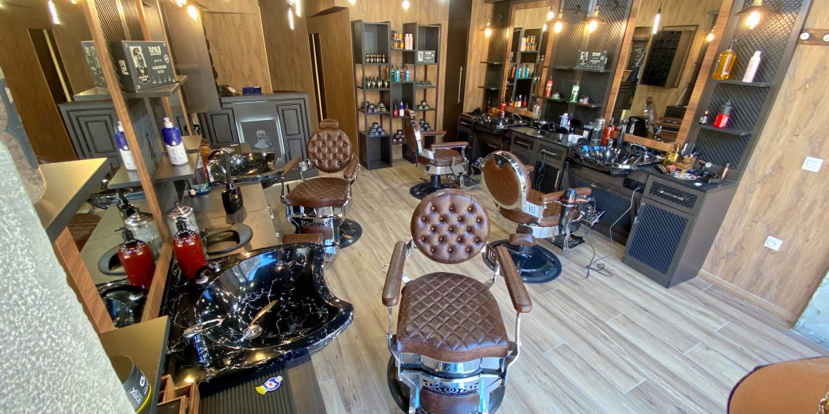 Barber notre dame - Barbier Grenoble - Photo de couverture - OneBooking