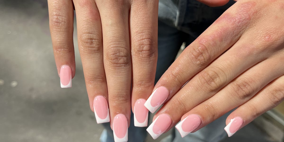 Glowrynails - Onglerie Lyon - Photo de couverture - OneBooking