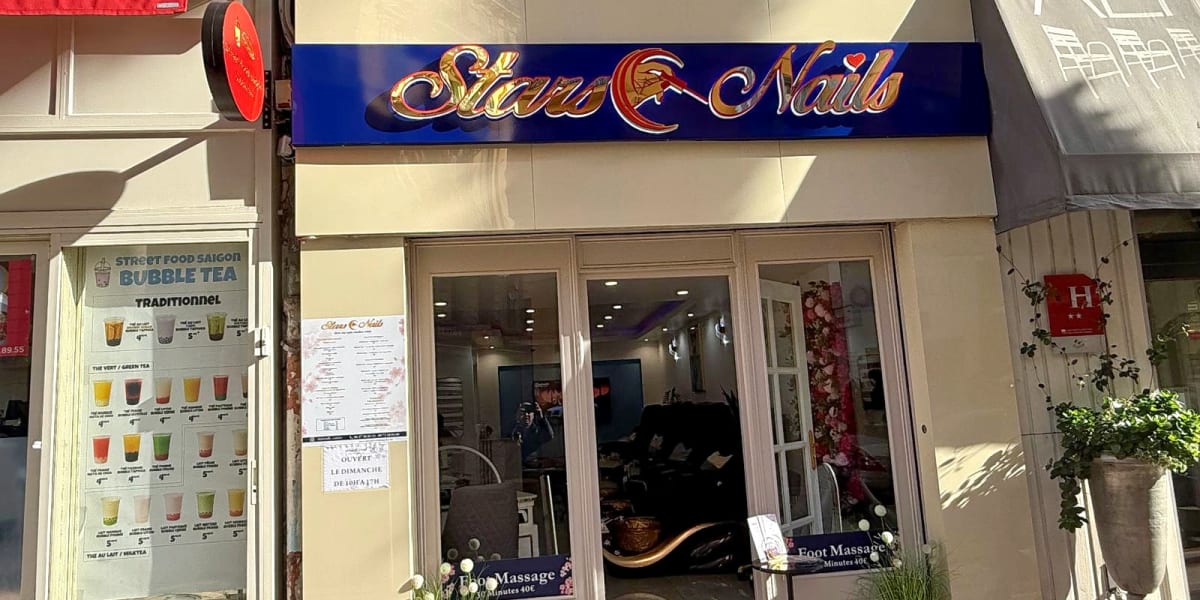 Stars Nails - Onglerie Cannes - Photo de couverture - OneBooking
