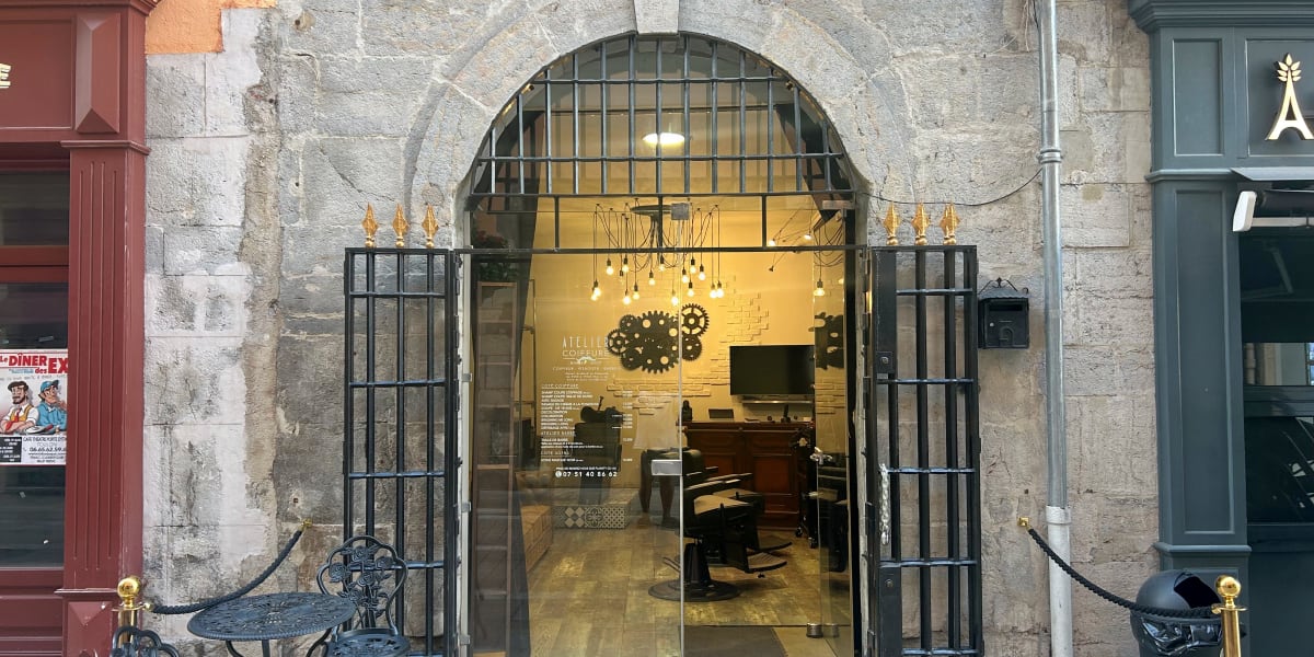 Atelier Barber - Coiffure Toulon - Photo de couverture - OneBooking