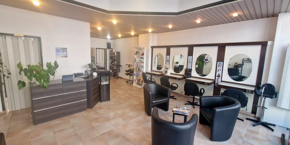 Sylvie Coiffure - Coiffure Cambrai - Photo de couverture - OneBooking