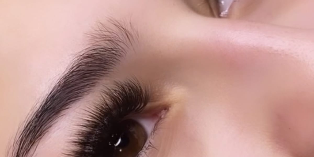 AYS Beauty Cils - Sourcils & cils Vénissieux - Photo de couverture - OneBooking