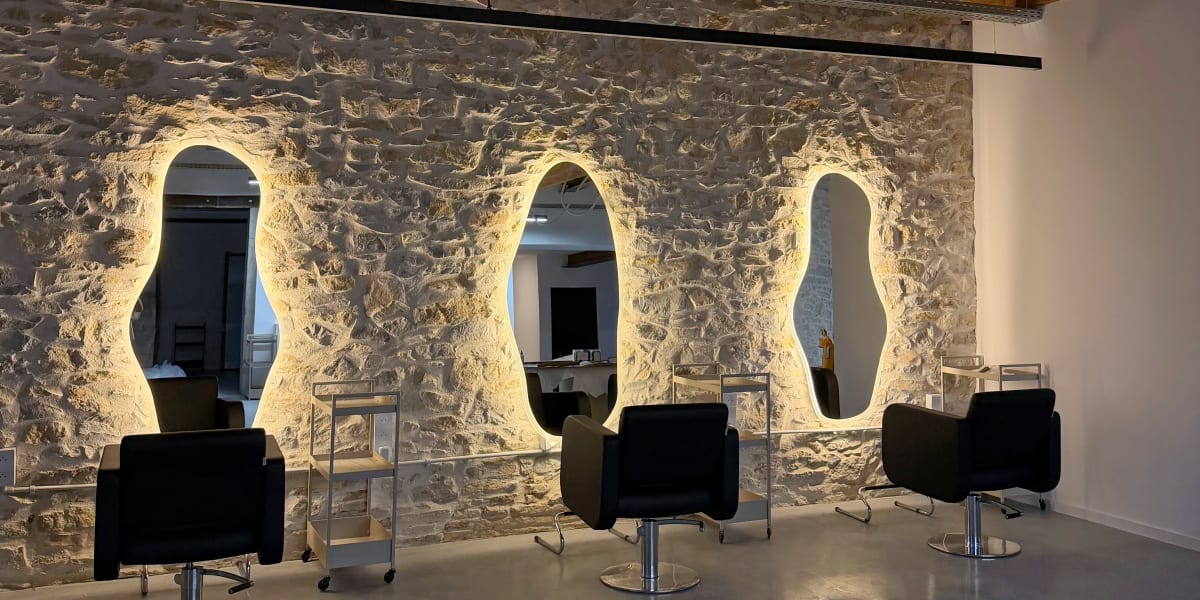 Le Cinq 1 - Coiffure Nîmes - Photo de couverture - OneBooking