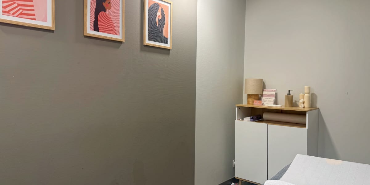 Studio Justine - Sourcils & cils Niort - Photo de couverture - OneBooking