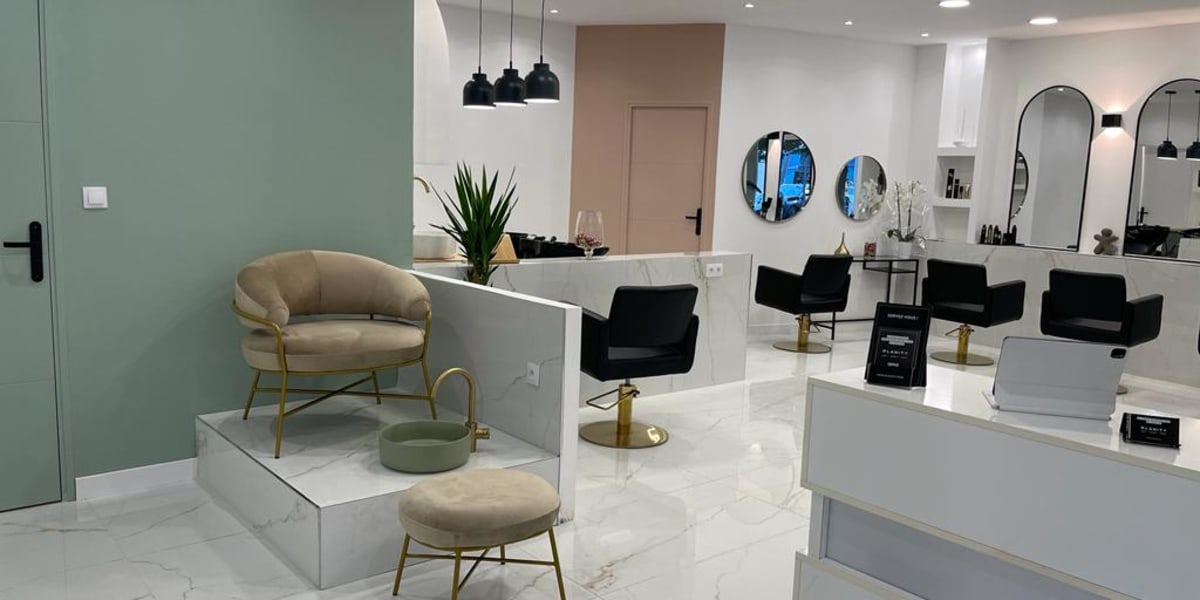 BLUSH Concept (ancien Mya Coiffure) - Massage Marseille - Photo de couverture - OneBooking