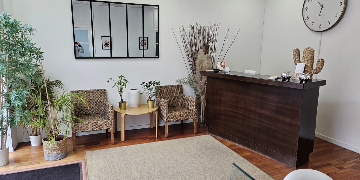 Saint Maur Esthétique - Sourcils & cils La Varenne Saint Hilaire - Photo de couverture - OneBooking