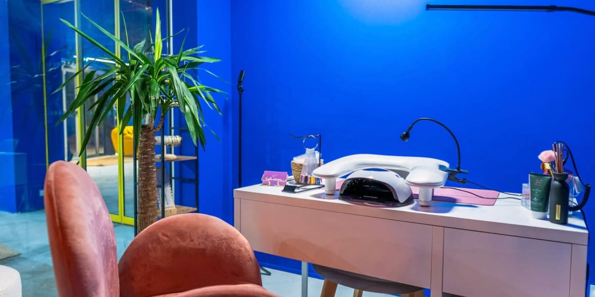 Lolartiste (Vagabond) - Coiffure Angers - Photo de couverture - OneBooking