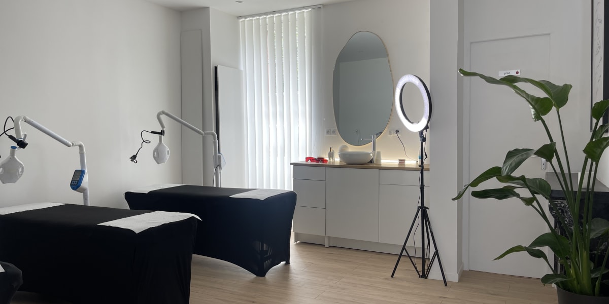 Le Centre Esthétique W - Coiffure Toulouse - Photo de couverture - OneBooking