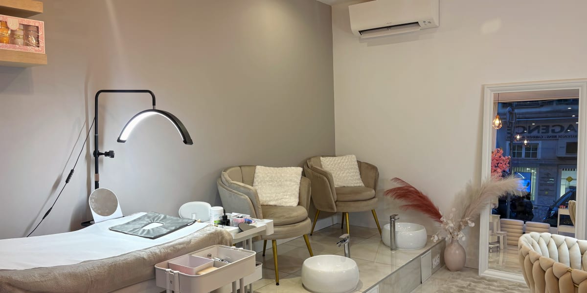 Liza Glamm's - Coiffure Nice - Photo de couverture - OneBooking