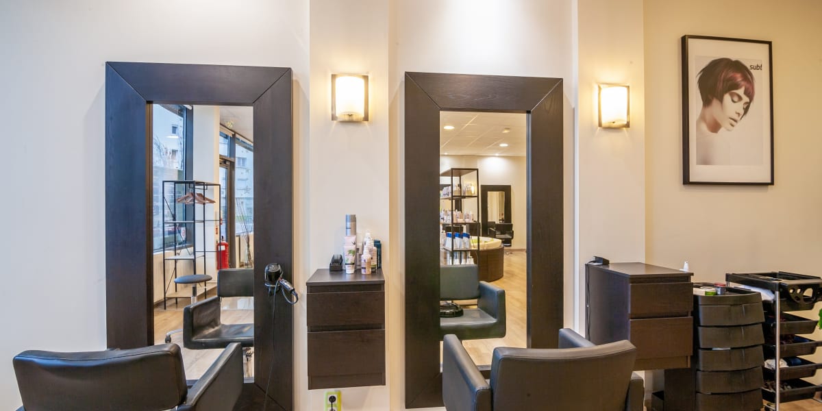 Aline C - Coiffure Saint-André-les-Vergers - Photo de couverture - OneBooking