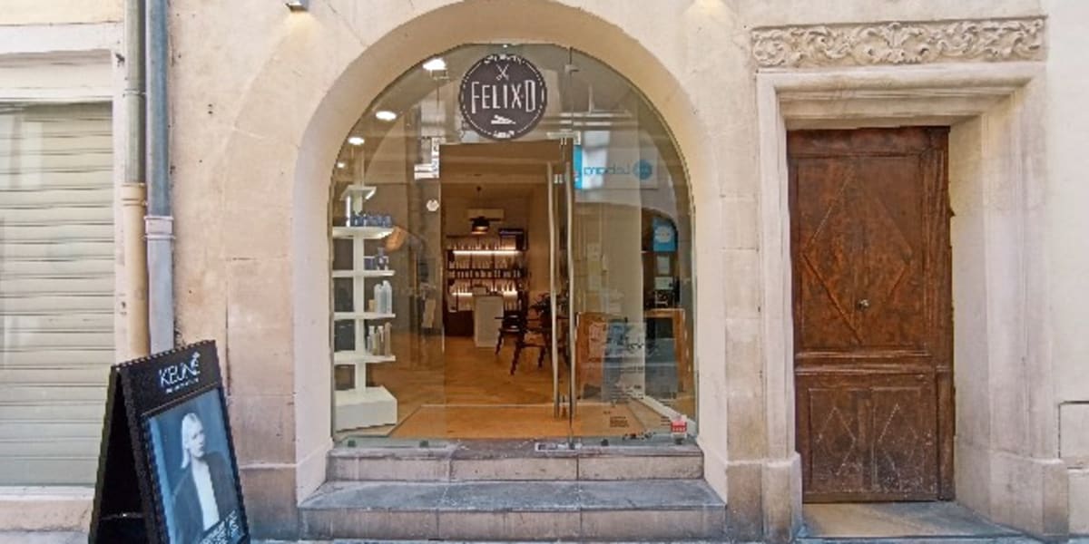 Felix.D - Coiffure Nîmes - Photo de couverture - OneBooking