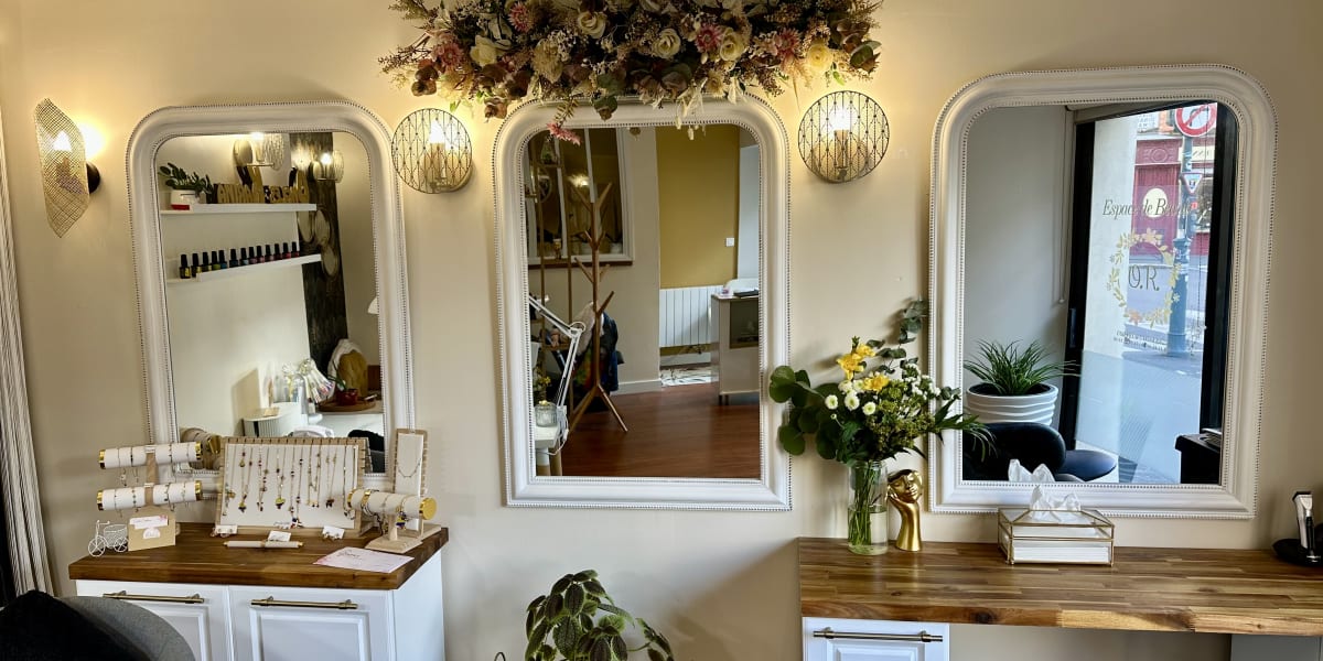 Ongles Karina (Espace de Beauté OR) - Onglerie Rennes - Photo de couverture - OneBooking