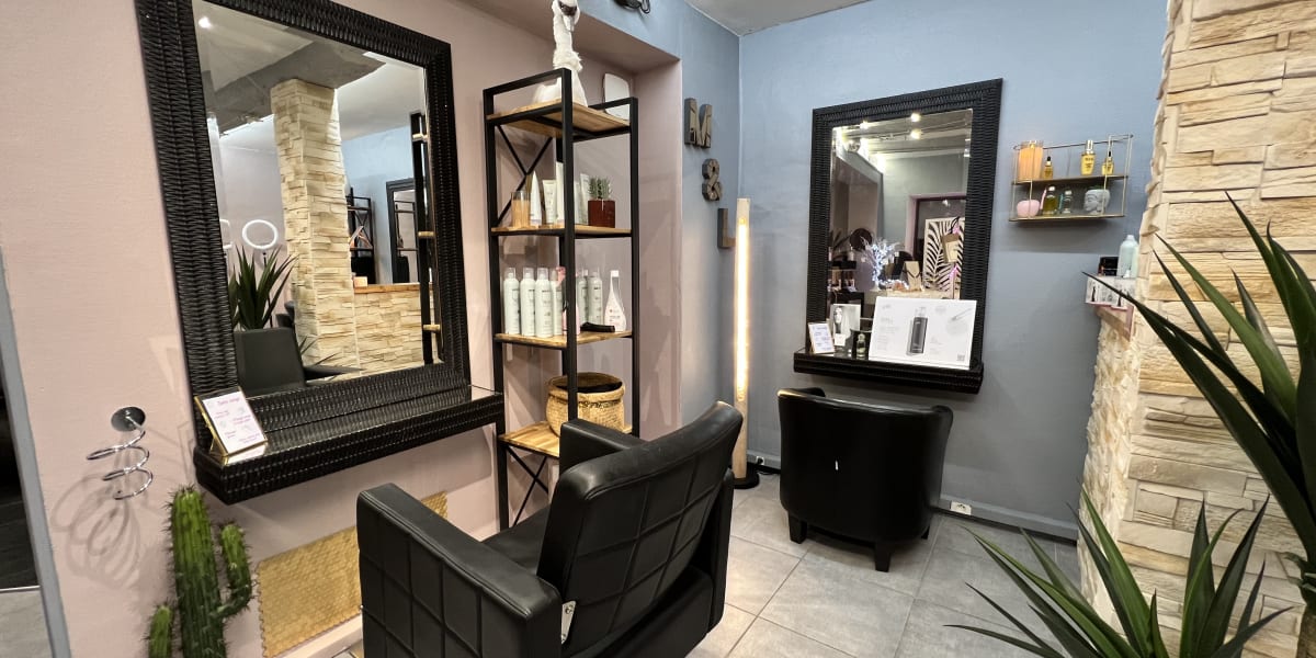 Hair Création M&L - Coiffure Milhaud - Photo de couverture - OneBooking