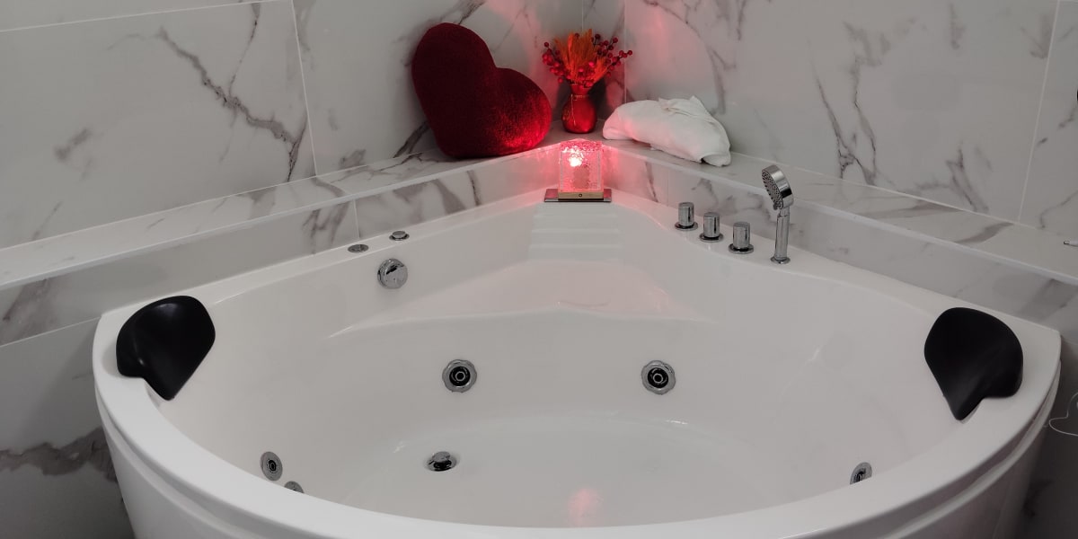Plaisir des sens - Massage Le Pecq - Photo de couverture - OneBooking