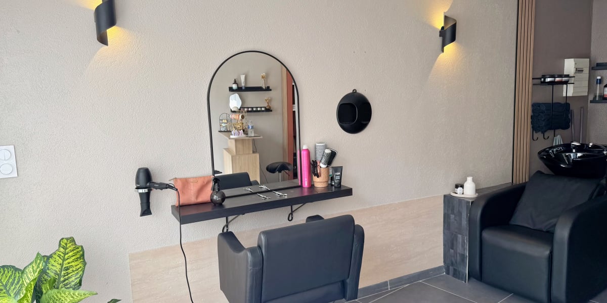 Bloom Your Hair - Coiffure Clermont-Ferrand - Photo de couverture - OneBooking