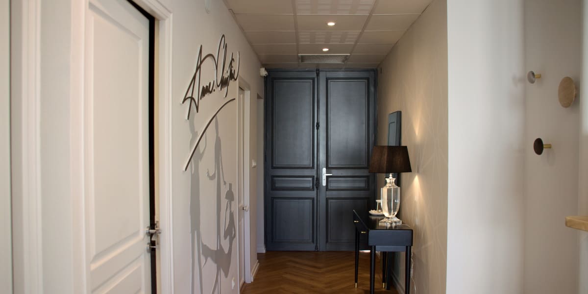 Institut Anne-Christine - Sourcils & cils La Roche-sur-Yon - Photo de couverture - OneBooking