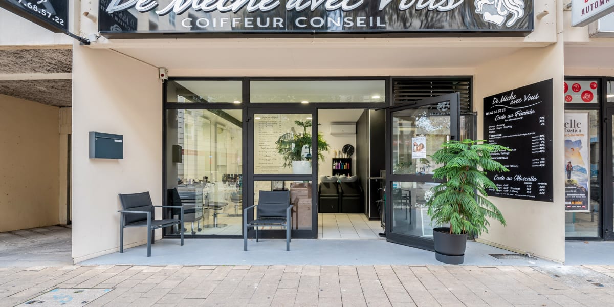 De Mèche Avec Vous - Coiffure Montpellier - Photo de couverture - OneBooking