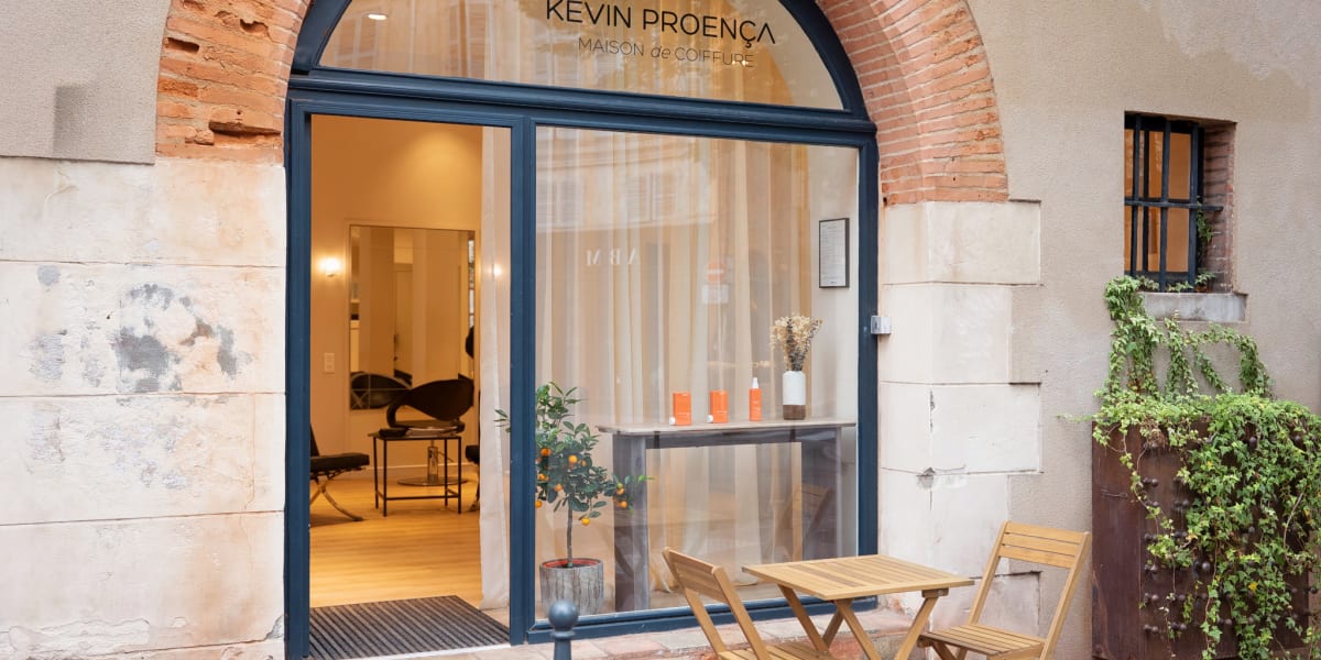 Kevin Proença - Maison de Coiffure - Coiffure Toulouse - Photo de couverture - OneBooking