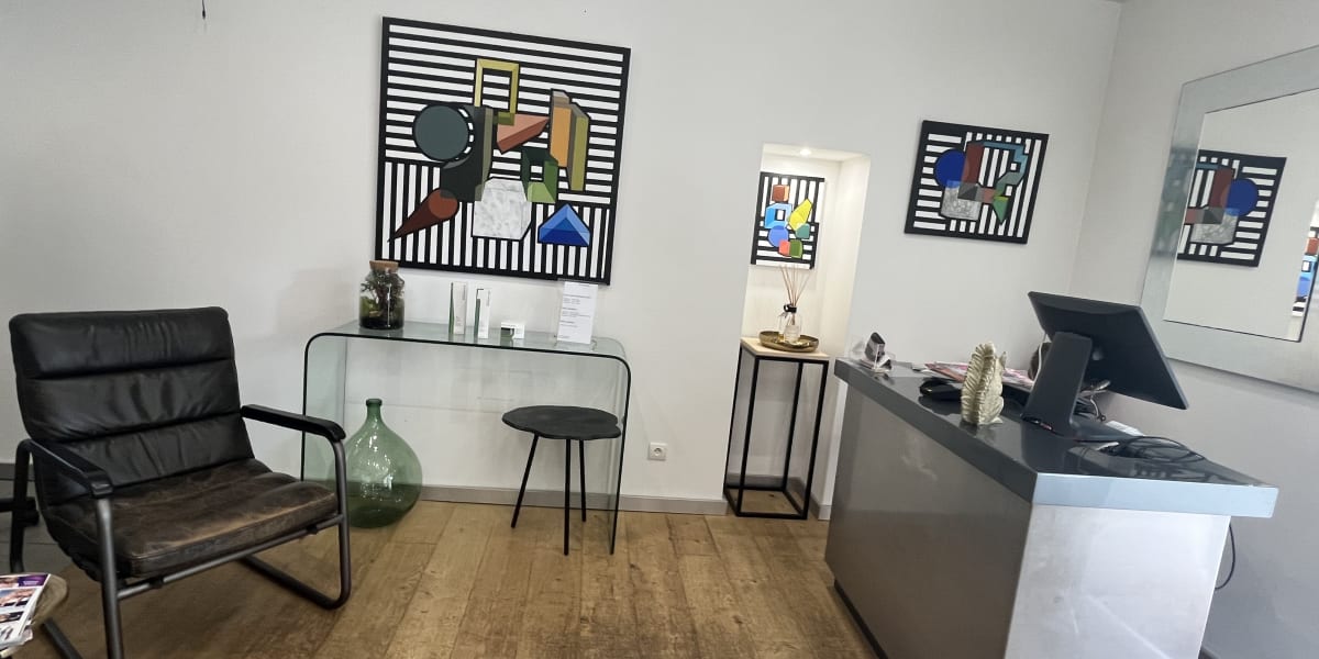 sandy A - Coiffure Porto-Vecchio - Photo de couverture - OneBooking