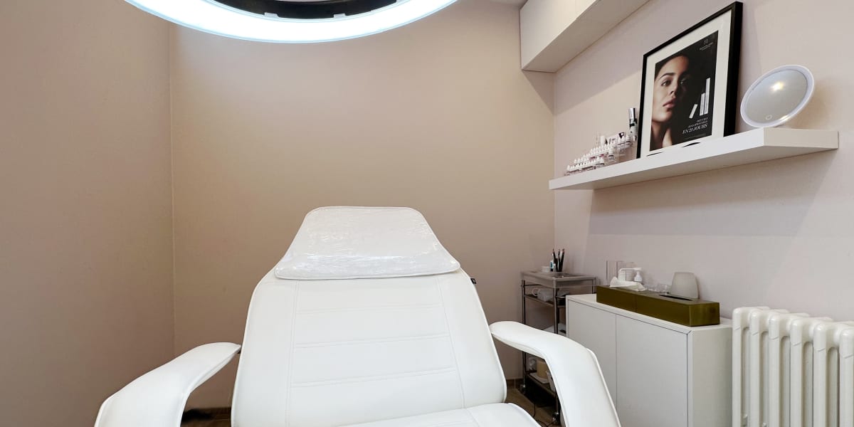 Cara Maquillage permanent - Épilation Saint-Jean-le-Blanc - Photo de couverture - OneBooking