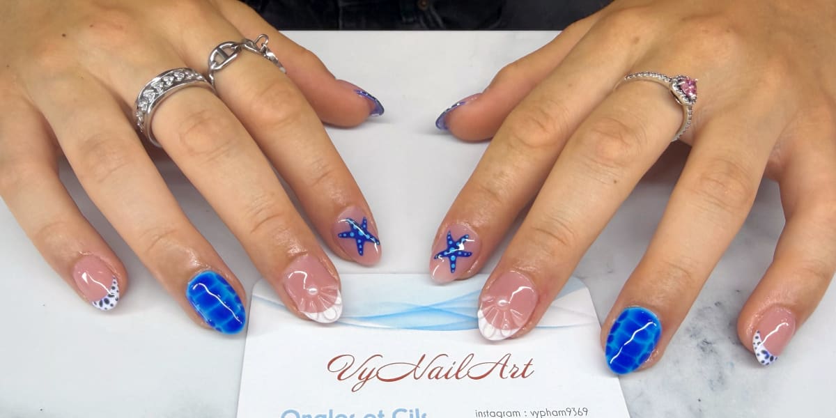 Vynailart Carmes - Onglerie Toulouse - Photo de couverture - OneBooking