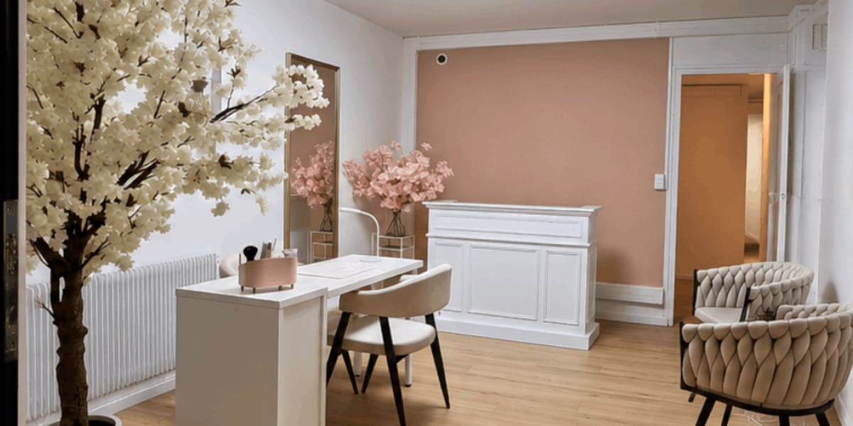 Beauty Laï - Sourcils & cils Amiens - Photo de couverture - OneBooking