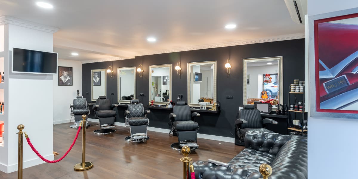 Maison David & Thomas - Barbier Marseille - Photo de couverture - OneBooking