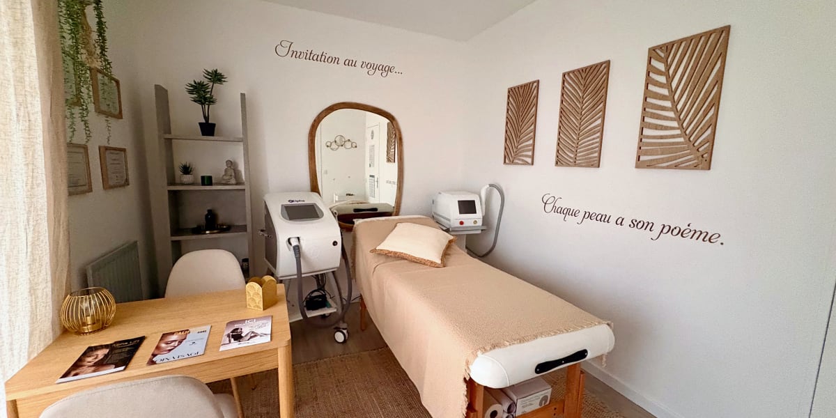 Peauésie - détatouage & épilation définitive - Sourcils & cils Mérignac - Photo de couverture - OneBooking