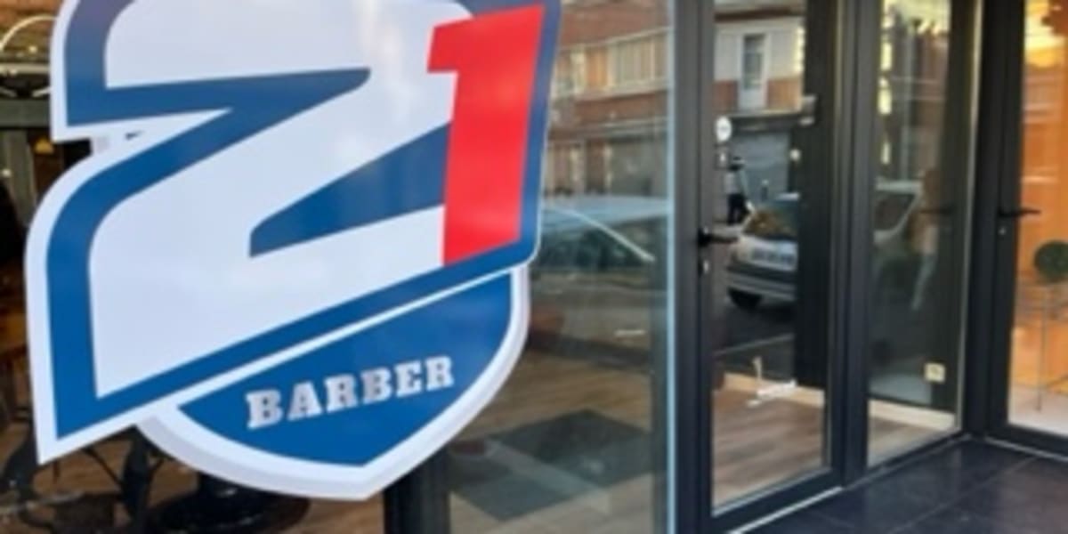 21 BARBER - Barbier Lens - Photo de couverture - OneBooking