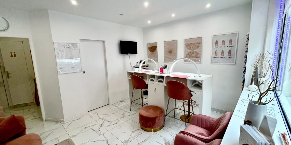 Le Coin des Filles - Coiffure Nice - Photo de couverture - OneBooking