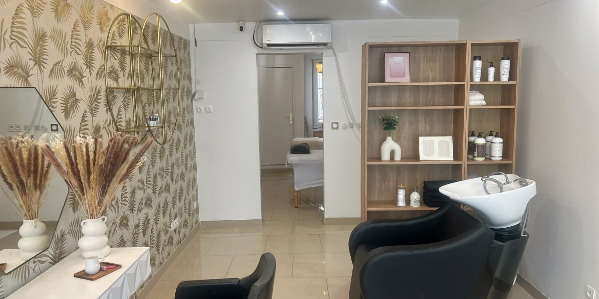 The Princess Beauty - Coiffure Montpellier - Photo de couverture - OneBooking