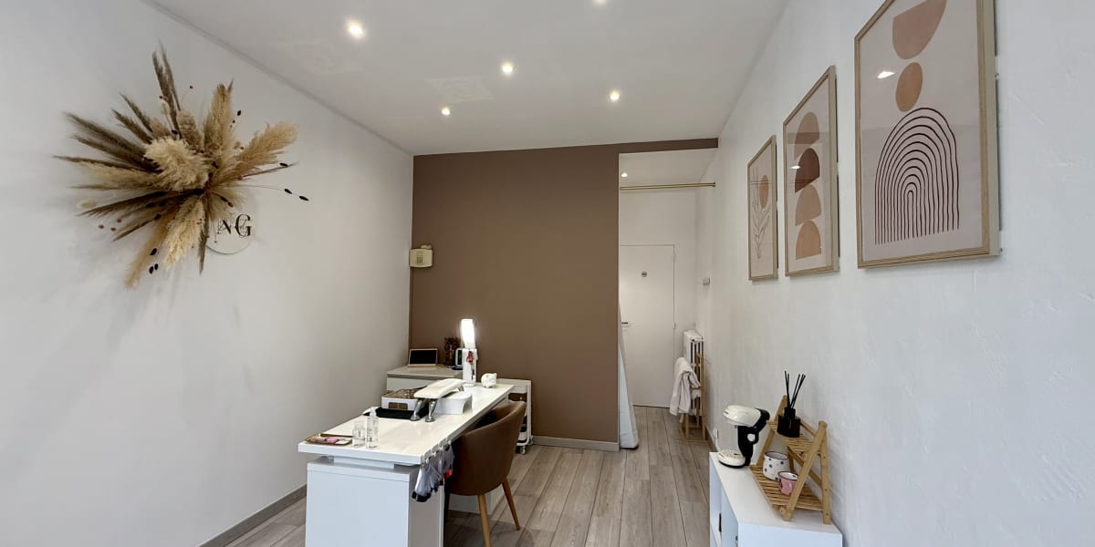 NG Beauty - Sourcils & cils Nice - Photo de couverture - OneBooking