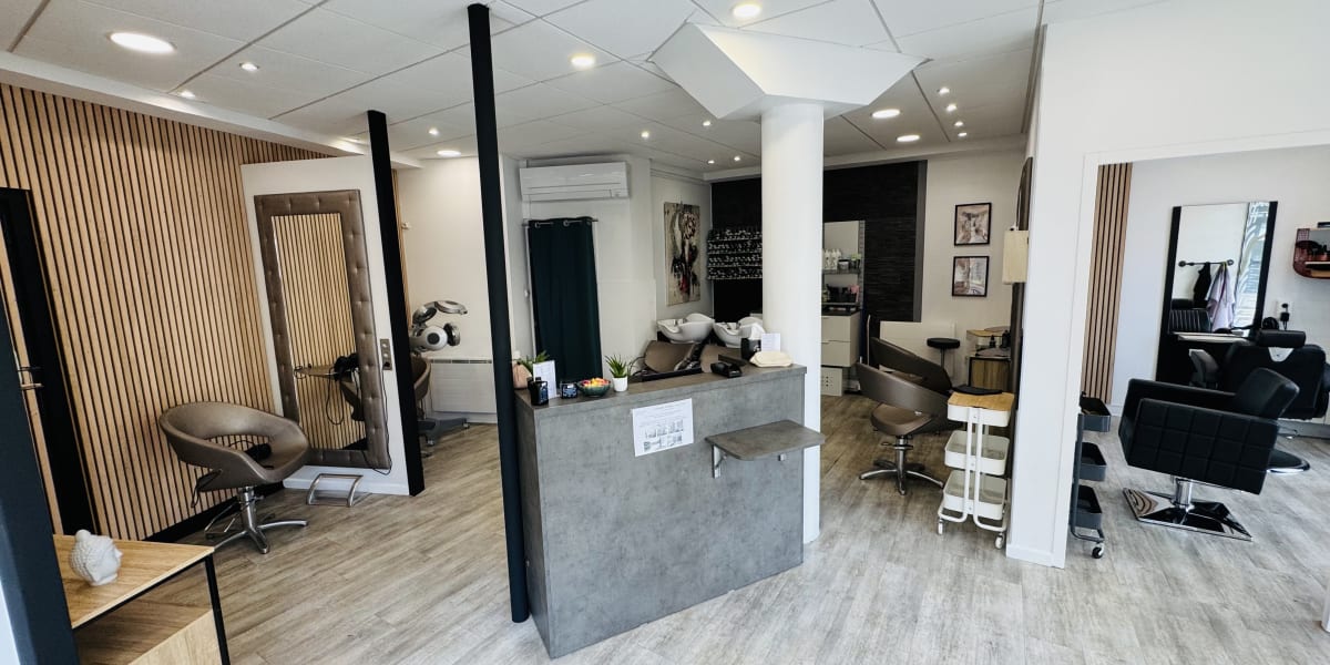 C dans l'hair - Coiffure Dijon - Photo de couverture - OneBooking